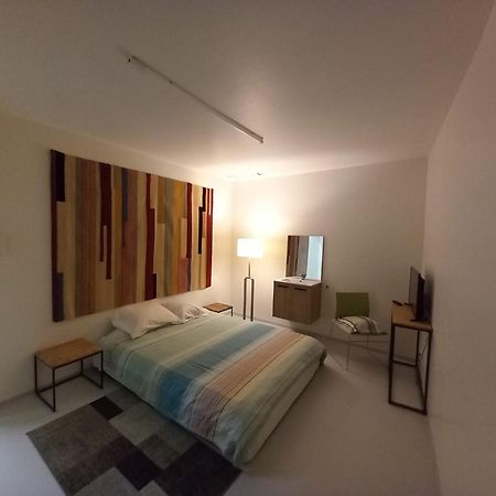 Chez Jean-Claude Chambre 4 Personnes Wavre Luaran gambar