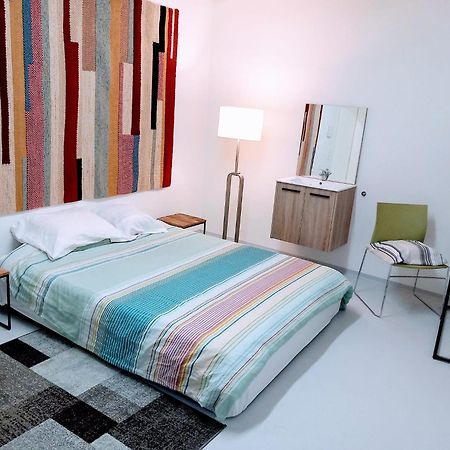 Chez Jean-Claude Chambre 4 Personnes Wavre Luaran gambar