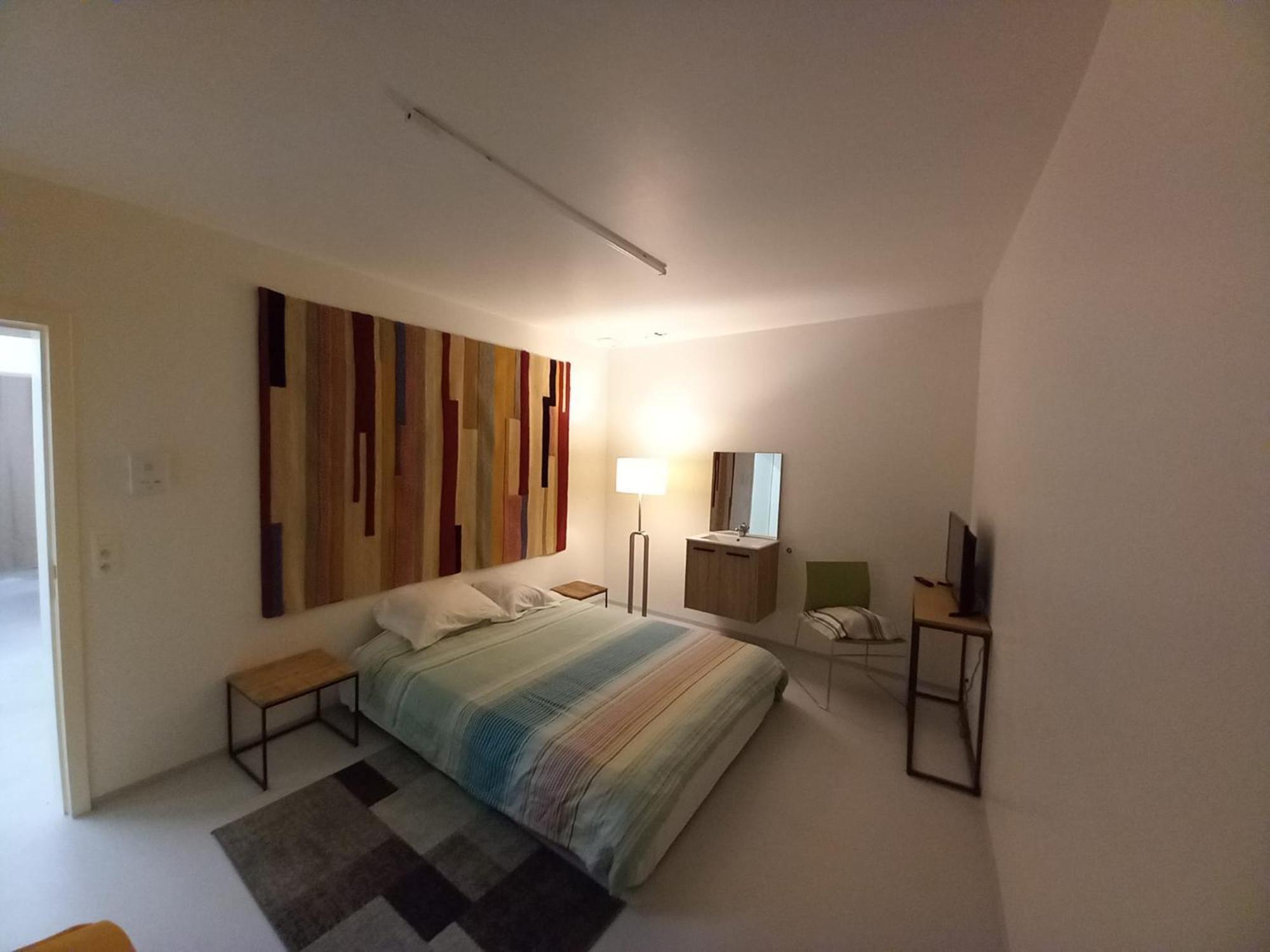 Chez Jean-Claude Chambre 4 Personnes Wavre Luaran gambar