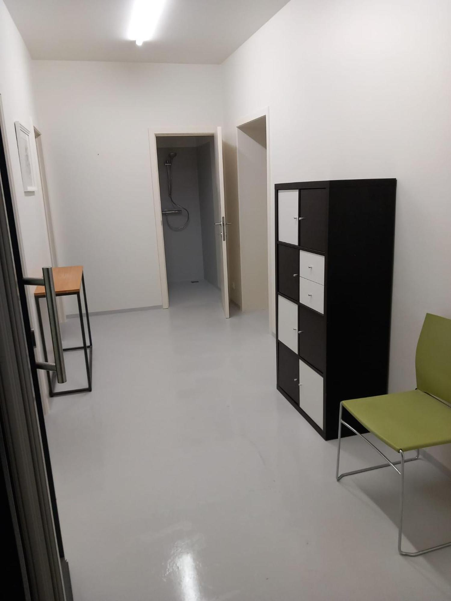 Chez Jean-Claude Chambre 4 Personnes Wavre Luaran gambar